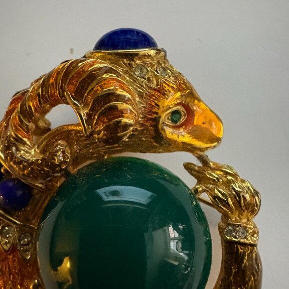 Vintage Gem Craft ram's head brooch in gold metal, enamel and glass stones - Picture 8 of 9